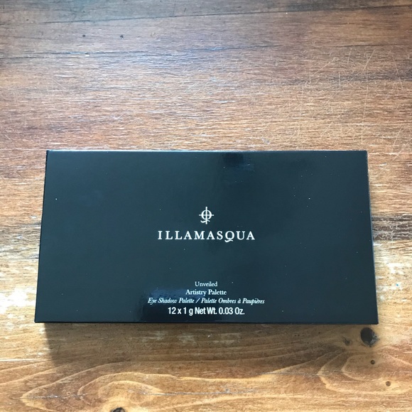 Illamasqua Unveiled Artistry Palette - Picture 2 of 5